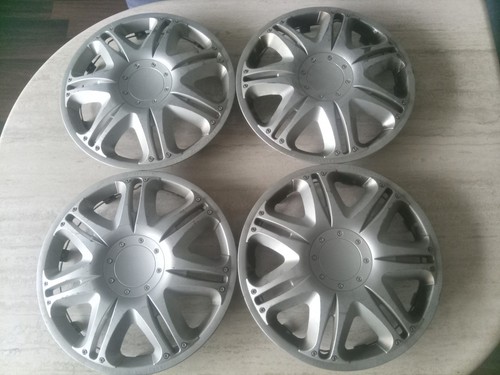 Universal radkappen 13 - 4,
